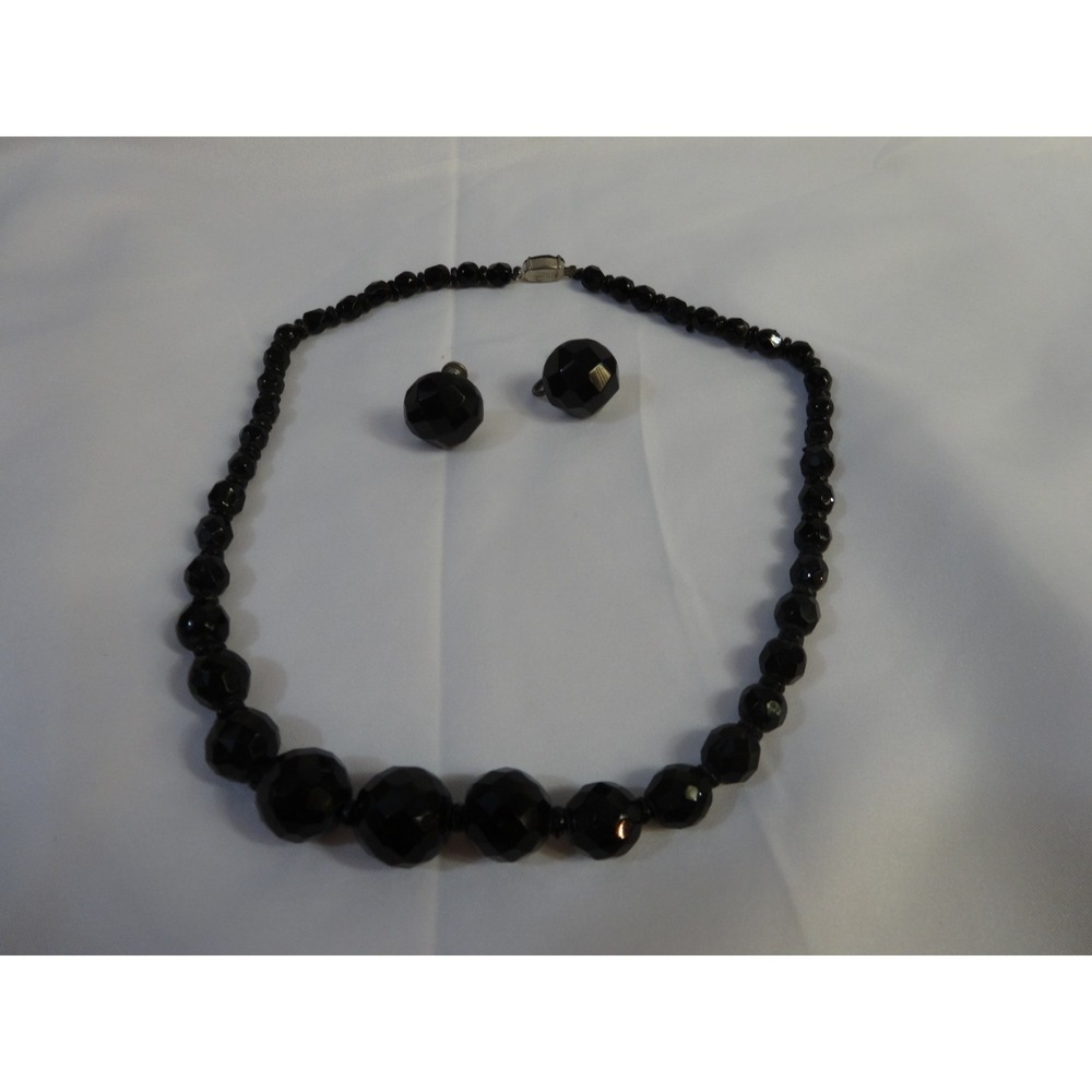 Vintage Graduating BLACK GLASS Necklace CZECHOSLOVAKIA Button STERLING Screwback